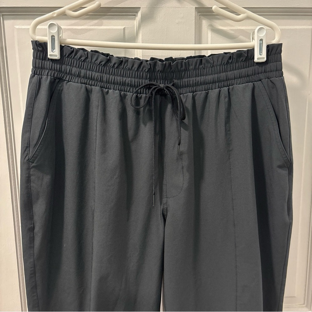 Abercrombie & Fitch Women’s Traveler Joggers Size XL Black Elastic Waist EUC - Picture 4 of 7